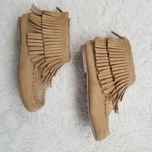 Fringe toddler booties